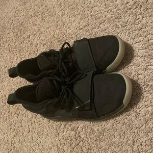Nike Paul George shoe